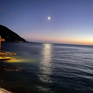  Apartment La Lampara Italien